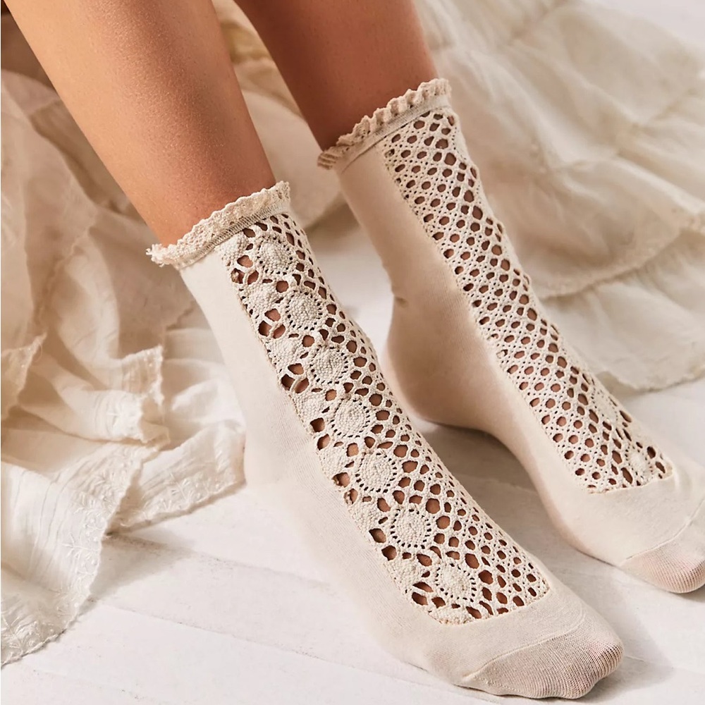Free People Cream Crochet Hosiery Socks